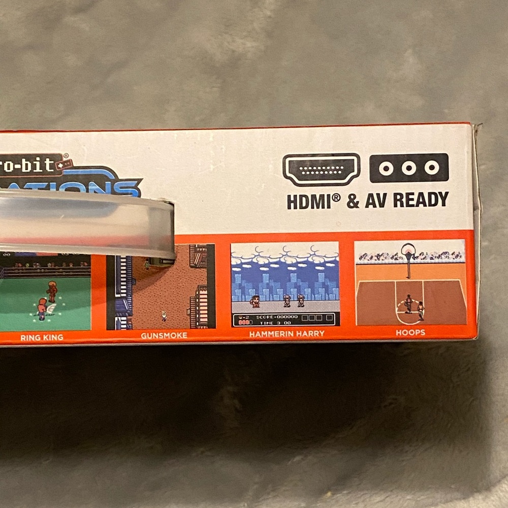 Retro-Bit Generations Game Console & Controllers - Picture 9 of 10